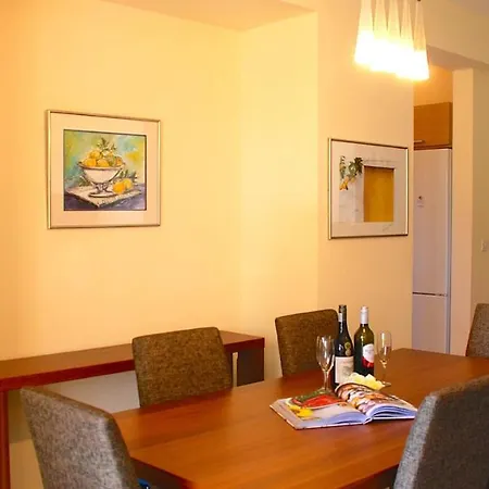 3 Bedroom Prometheus With Garden, Aphrodite Hills Apartment Kouklia