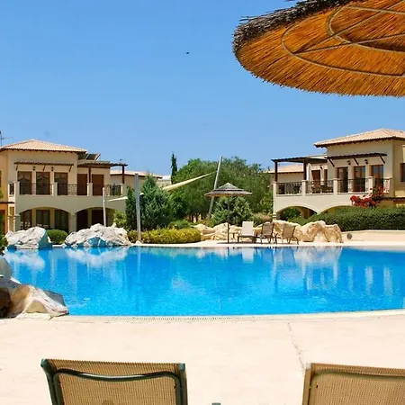 3 Bedroom Prometheus With Garden, Aphrodite Hills Sakarya